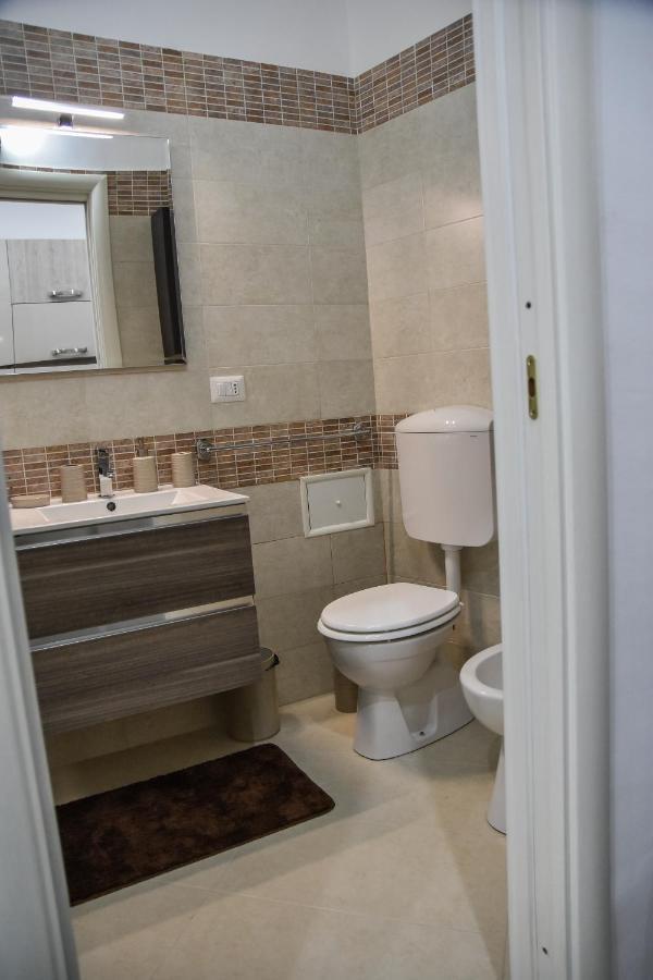 Casa Dell Arco Apartment Bari Ngoại thất bức ảnh