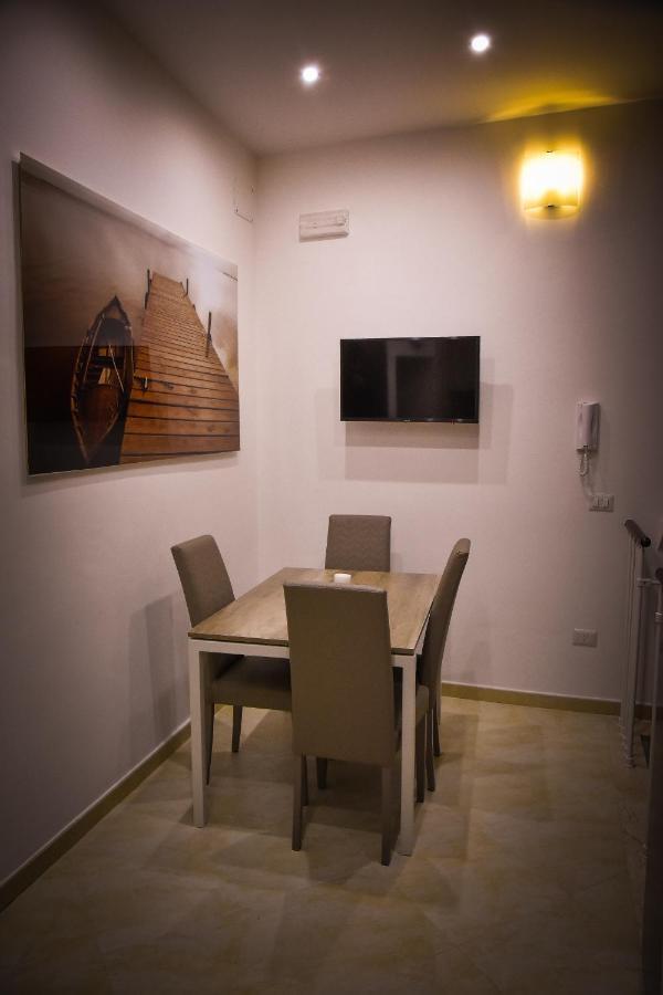 Casa Dell Arco Apartment Bari Ngoại thất bức ảnh